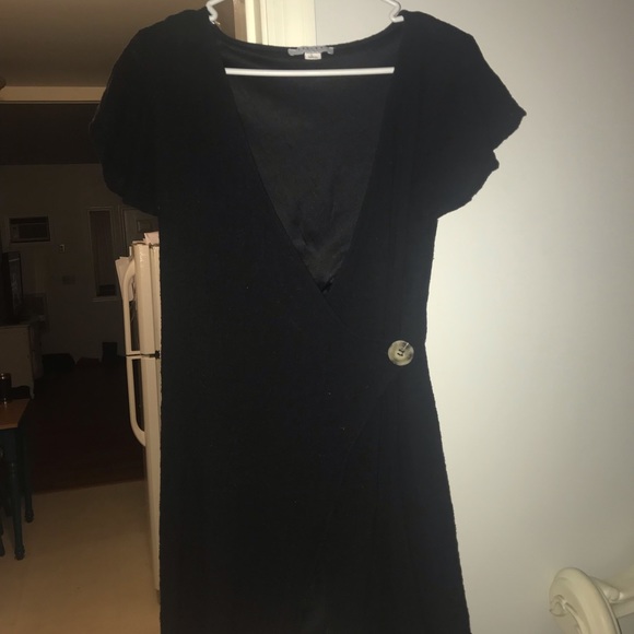 Dresses & Skirts - Large wrap around dress